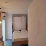 Estudio Recien Reformado En Patio Andaluz