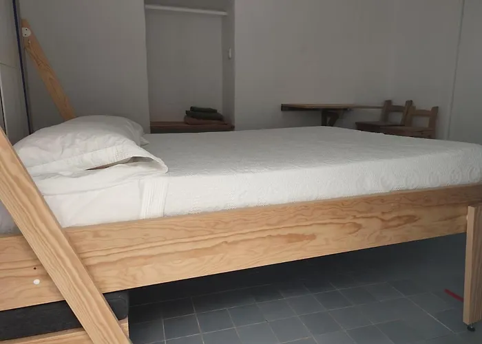 Estudio Recien Reformado En Patio Andaluz