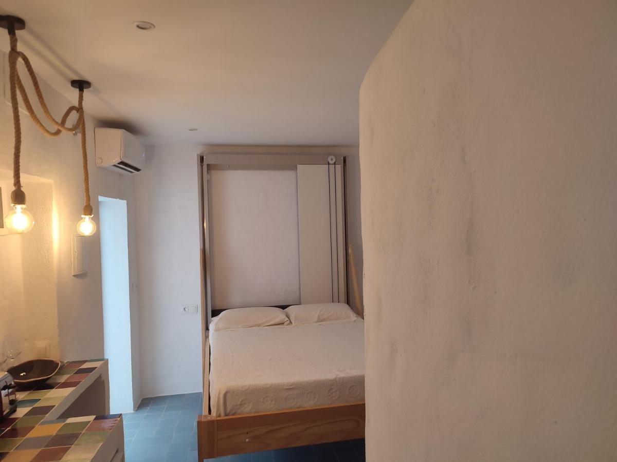 Estudio Recien Reformado En Patio Andaluz Conil De La Frontera